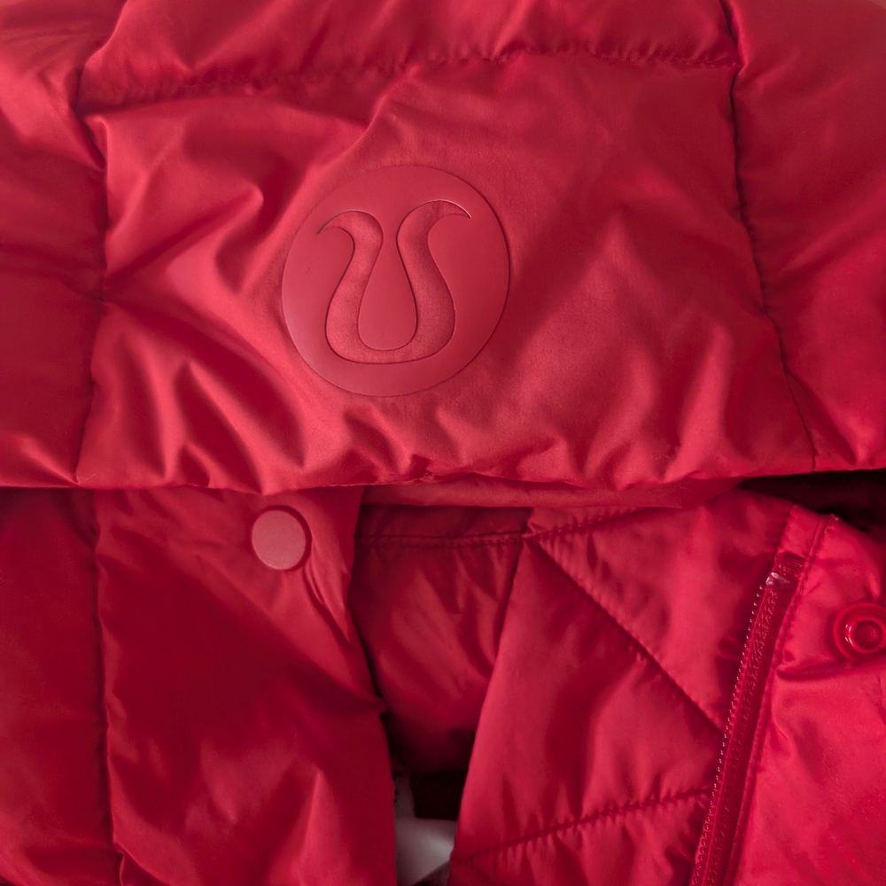 Lululemon Cropped Wunder Puff - Picture 9 of 9